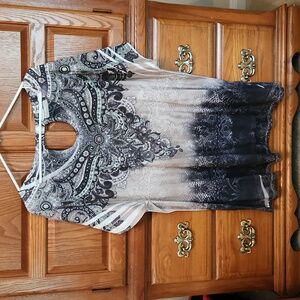 Short-sleeved Top from Avenue